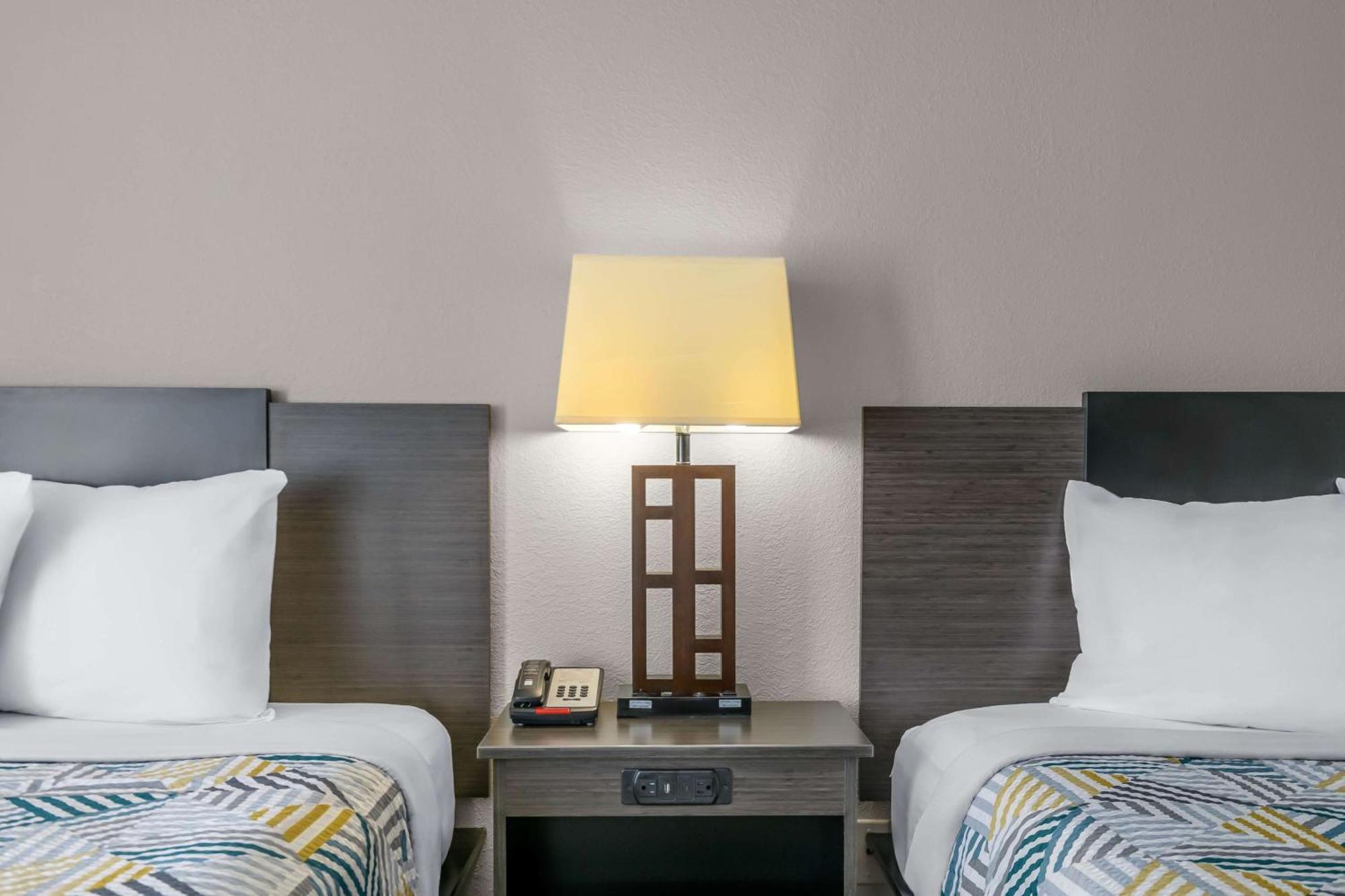 Motel 6 Dawsonville Ga North Ga Premium Outlets Eksteriør billede